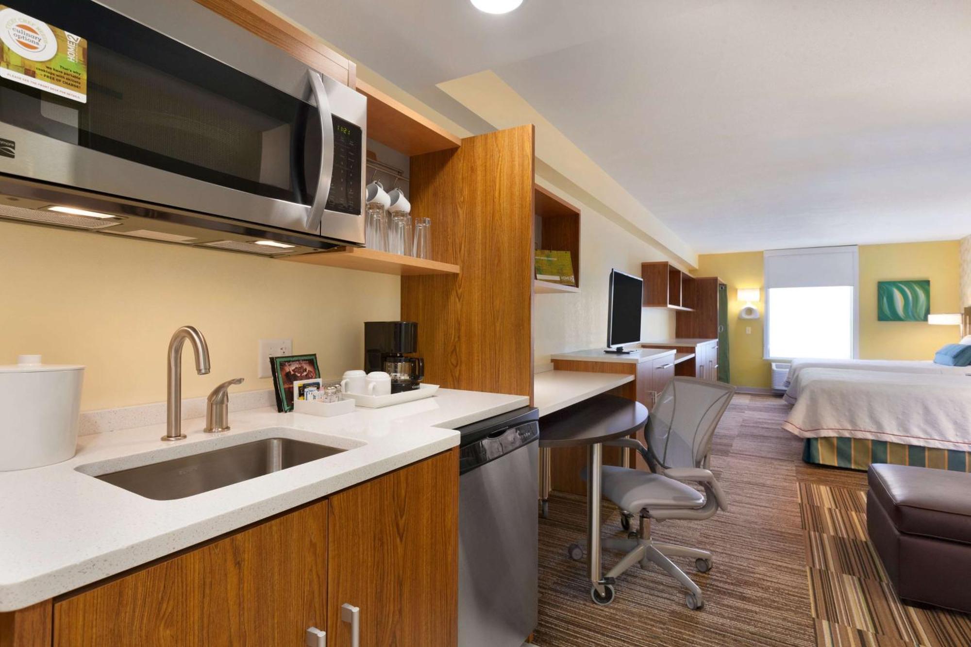 Home2 By Hilton Champaign/urbana 3*