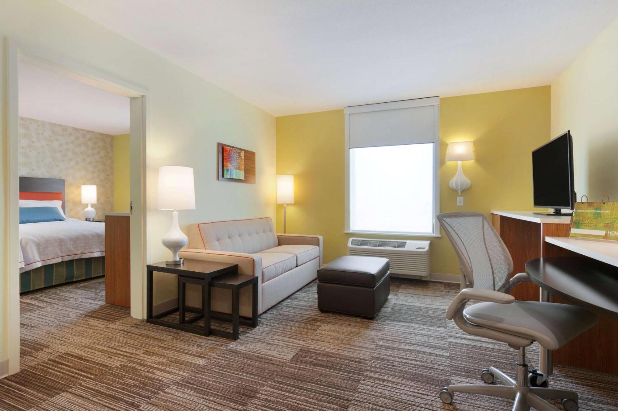 Home2 By Hilton Champaign/urbana Hotel Champaign