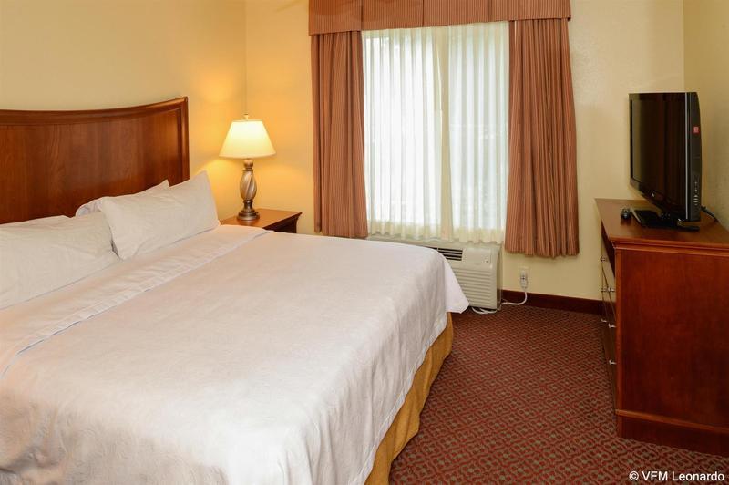 Home2 By Hilton Champaign/urbana Hotel
